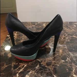 Black multi colored pumps